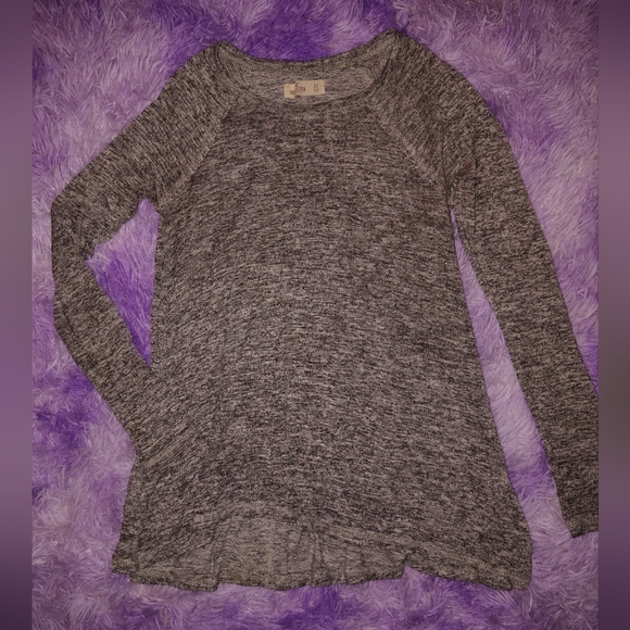 Hollister Tops - Hollister Gray Long Sleeve Top